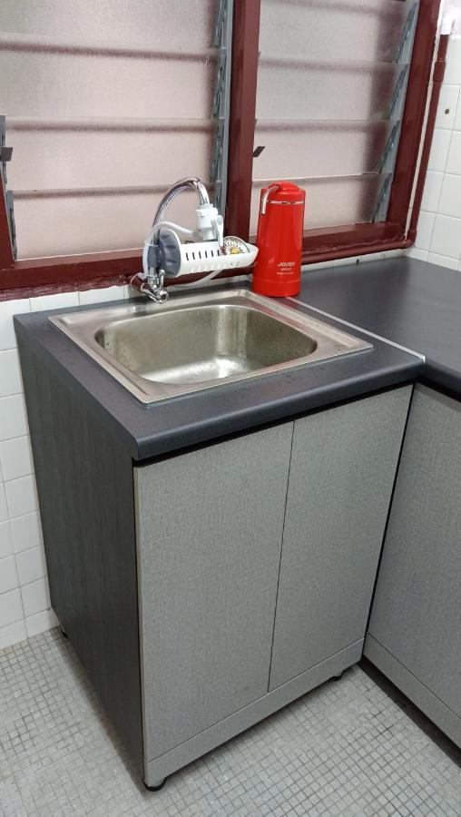 Snoopy Homestay Two Bedroom Batu Pahat Esterno foto