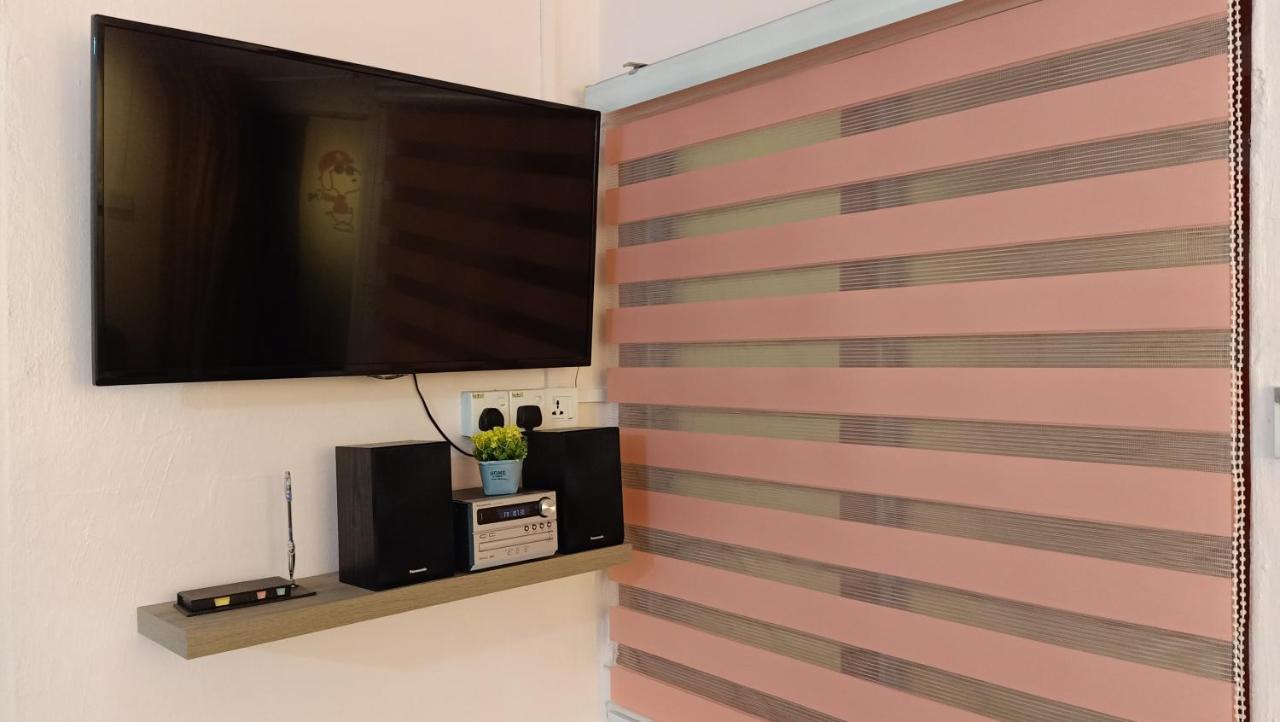 Snoopy Homestay Two Bedroom Batu Pahat Esterno foto