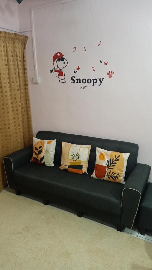 Snoopy Homestay Two Bedroom Batu Pahat Esterno foto